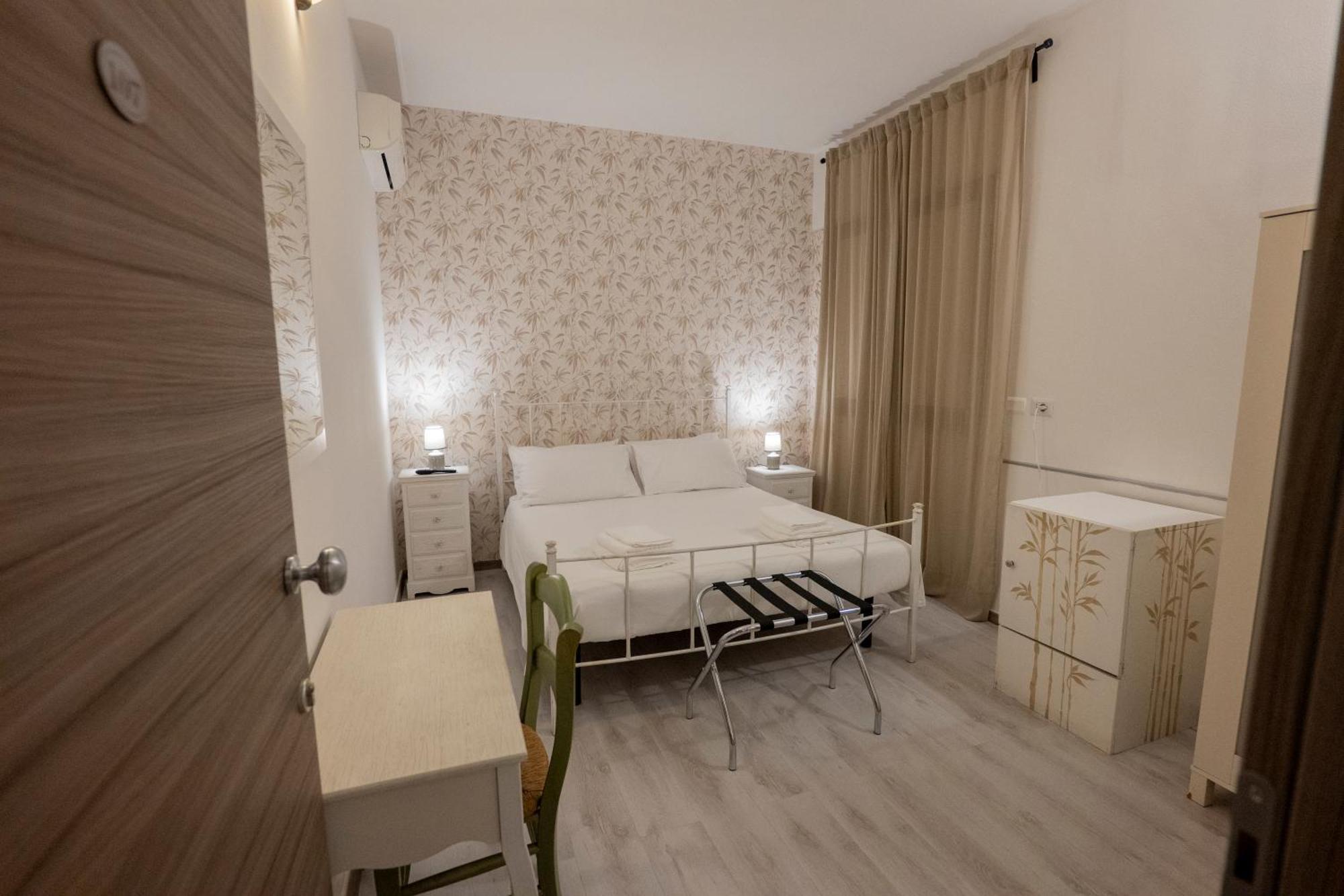 Villa Seta Giardini-Naxos Extérieur photo